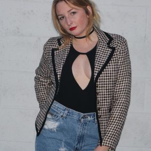 90's Chic Edgy Pink + Black Patterned Blazer⚡️